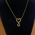 Collar con Inicial de Corazón en Acero Inoxidable