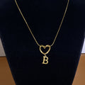 Collar con Inicial de Corazón en Acero Inoxidable