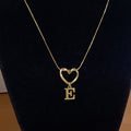 Collar con Inicial de Corazón en Acero Inoxidable